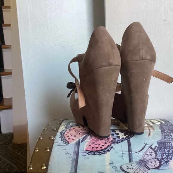 Crown Vintage high wedge and platform - Picture 4 of 6